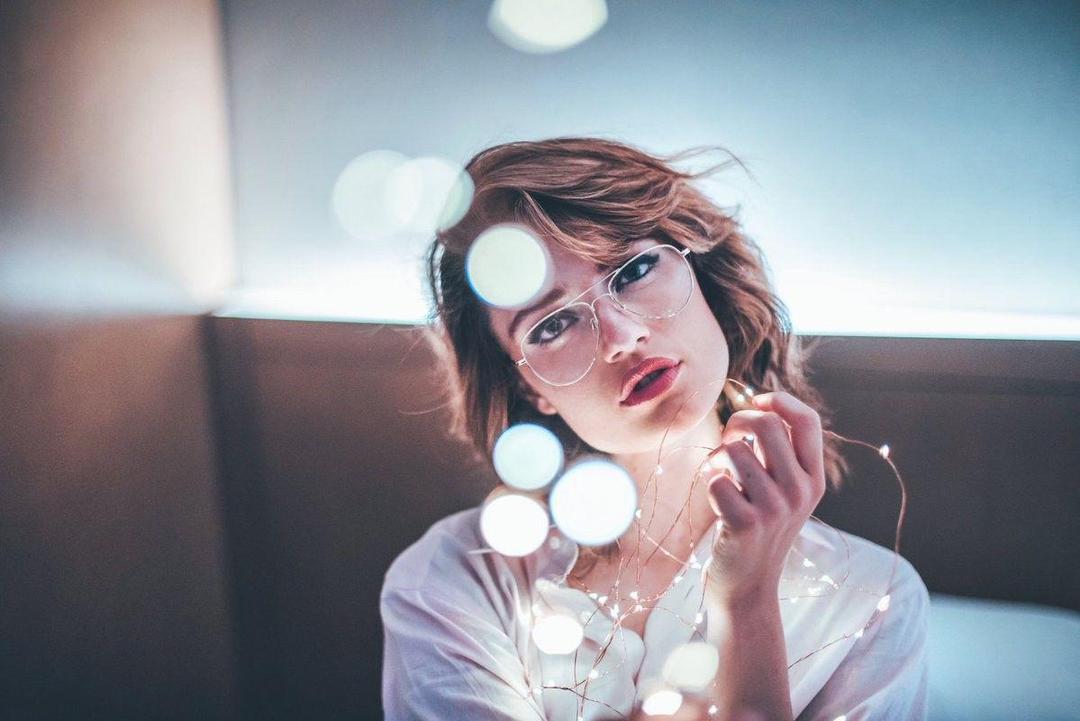 8 Style Girly dan Swag ala Lacey Claire, Bisa Kamu Tiru Lho
