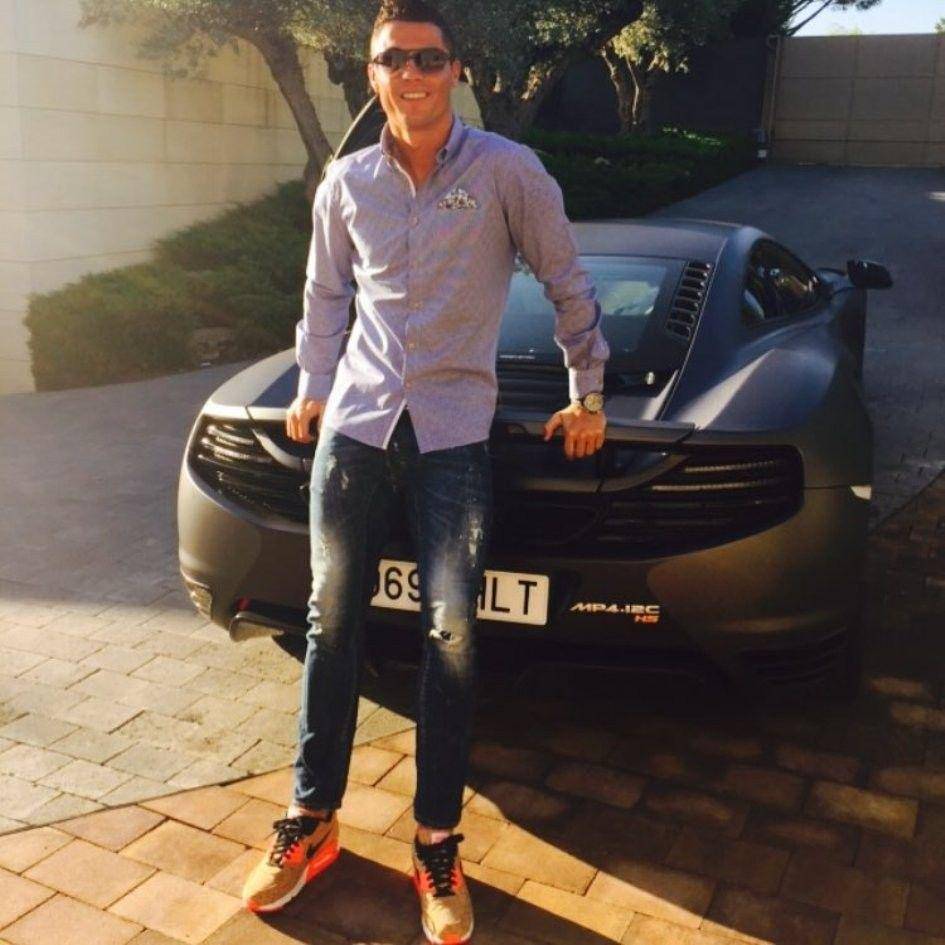 instagram.com/cristiano