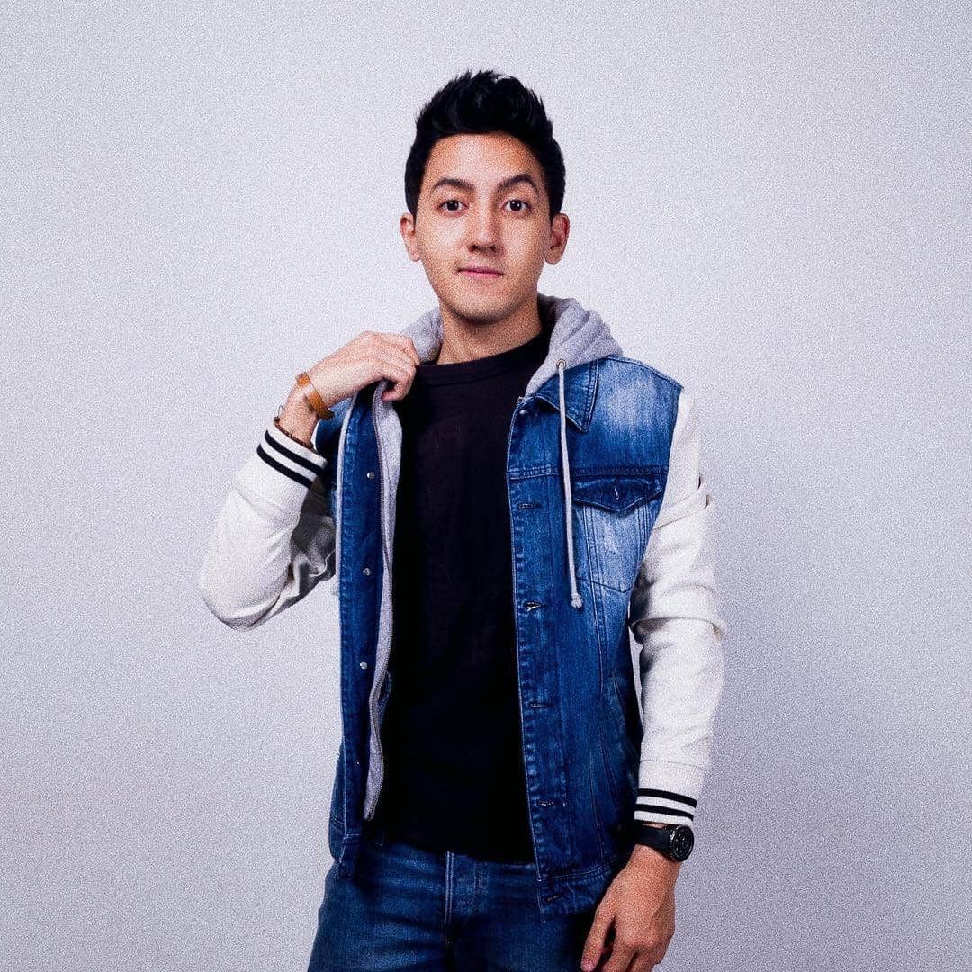 instagram.com/aronashab