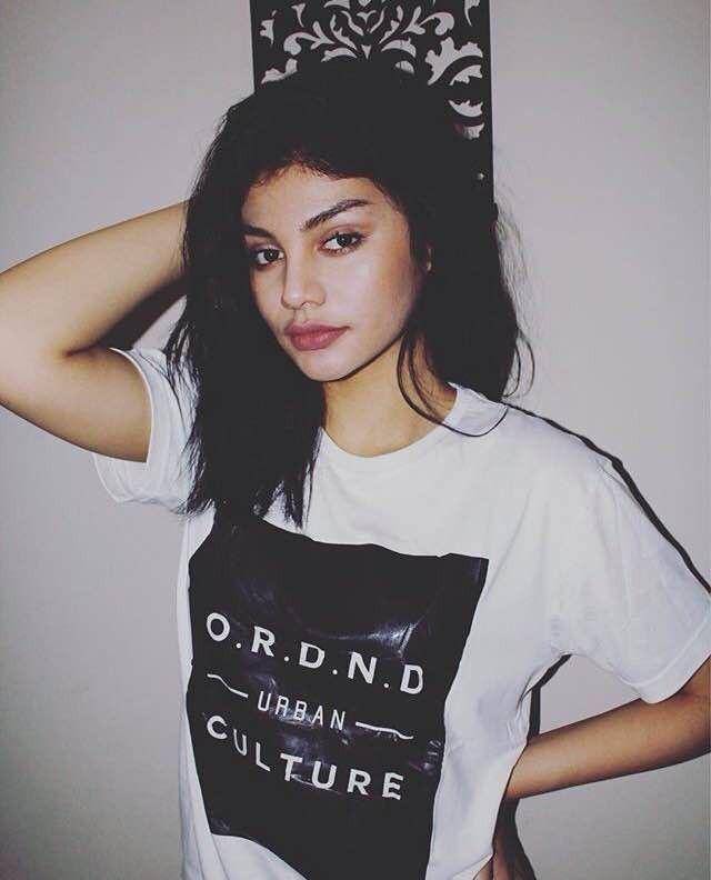 www.instagram.com/jihanealmera