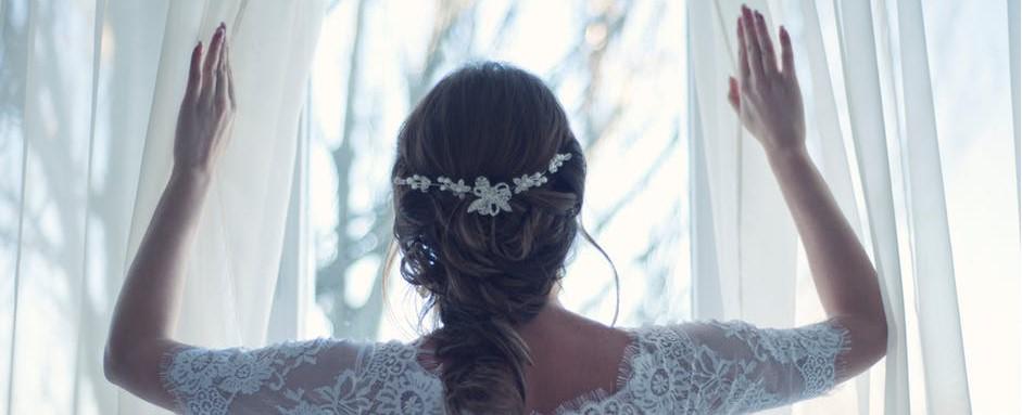 Terkesan Anggun, 12 Bridal Hairstyle yang Cocok Berdasarkan Zodiak!