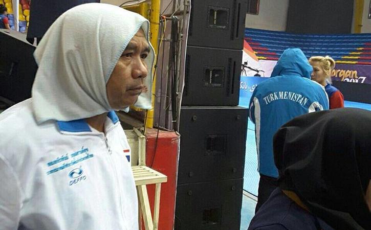 Pelatih Kabaddi Thailand "Berhijab" Demi Menonton Timnya Bertanding