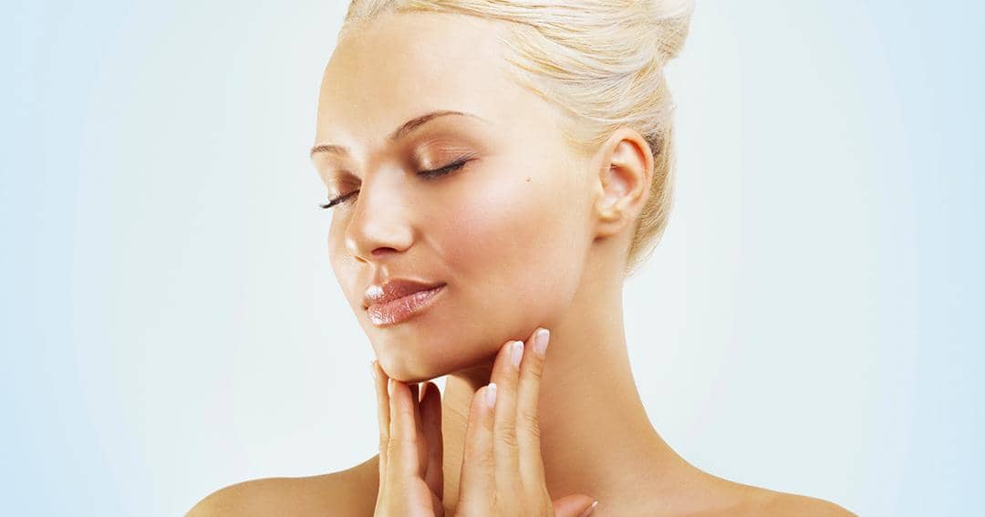 8 Kesalahan yang Sering Dilakukan Cewek Saat Mencuci Muka