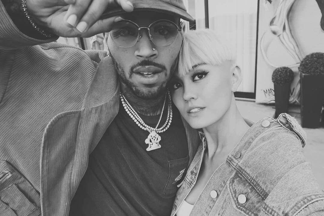 instagram.com/ agnezmo