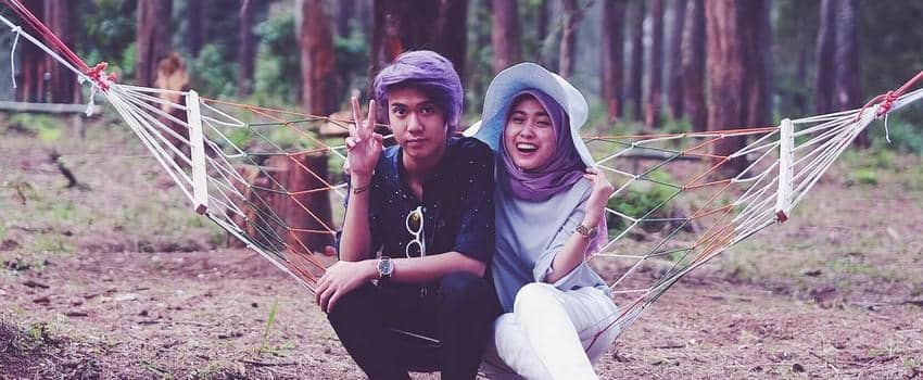 5 Alasan Kenapa Cowok yang Punya Saudara Cewek Adalah Pasangan Terbaik