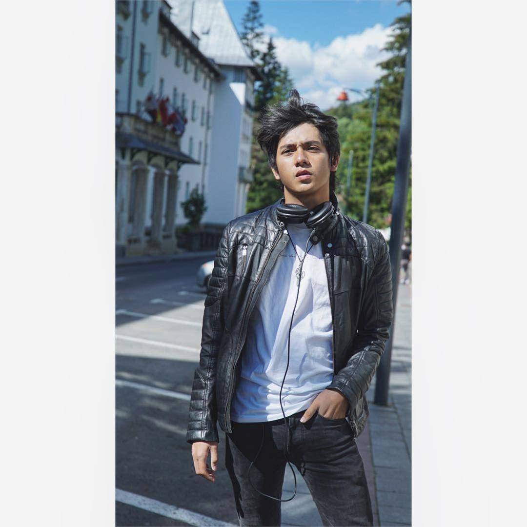 instagram.com/arbaniyasiz