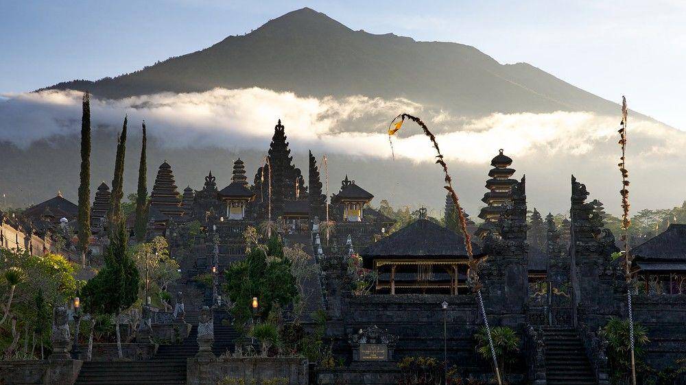 balihellotravel.com