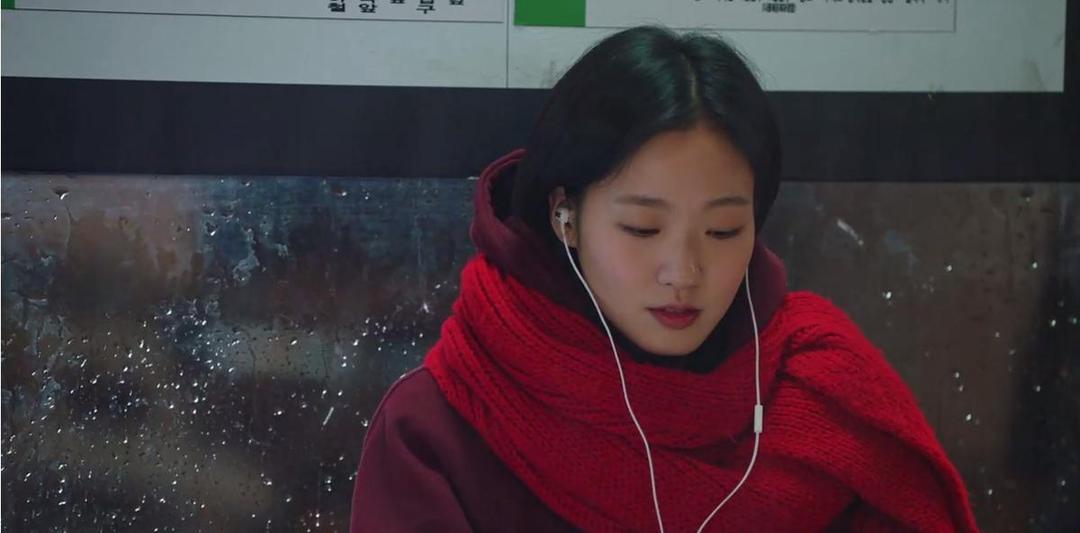 5 OST Drama Korea Paling Pas Didengarkan Saat Hujan, Bikin Baper!