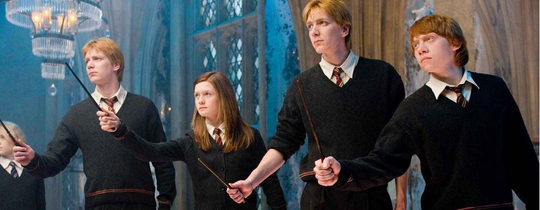 Begini Jadinya Bila di Hogwarts Ada Smartphone & Internet
