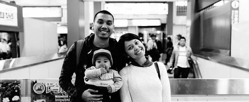 Jarang Disorot, Ini 7 Potret Mesra Rayi 'RAN' & Sang Istri