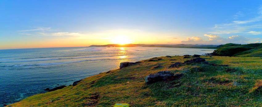 Tak Hanya Pantai, Ini 7 Bukit yang Bisa Bikin Terpesona dengan Pulau Lombok