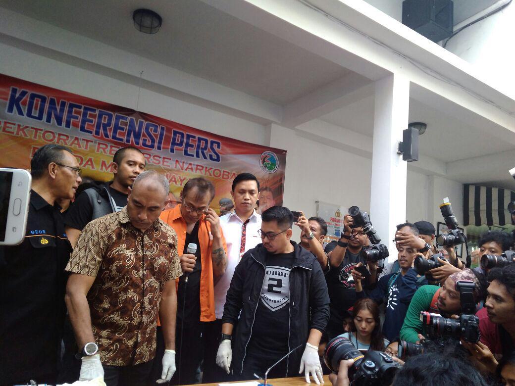 Aktor Tio Pakusadewo Beli Sabu Rp 1,3 Juta untuk Konsumsi Sendiri
