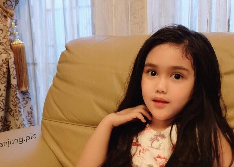 10 Potret Anin, Adik Kandung Dokter Anton Tanjung yang Imut Abis