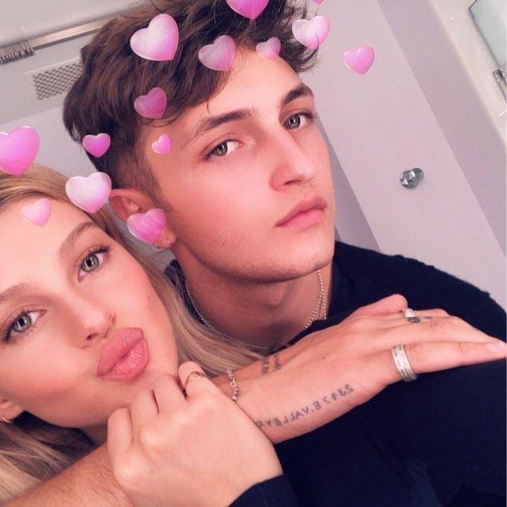 Instagram.com/anwarhadid