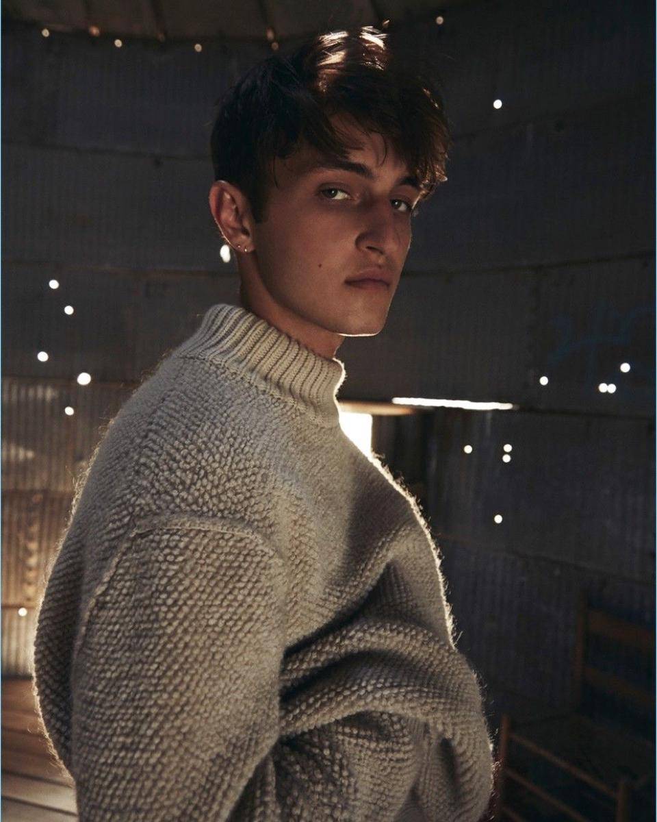 Instagram.com/anwarhadid