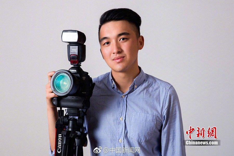 Sungguh Mulia, Pemuda Ini Beri Layanan Foto Gratis Buat Warga Terpencil