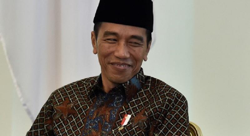 Unggahan Lucu Jokowi di Facebook Menyambut Tahun Baru 2018