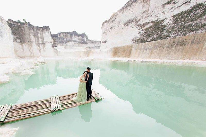 5 Wisata Bekas Tambang yang Keren Abis Buat Foto Pre Wedding