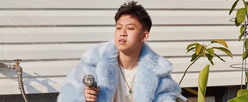 Tengah Populer, 6 Artis Indonesia Ini Justru Mengubah Namanya