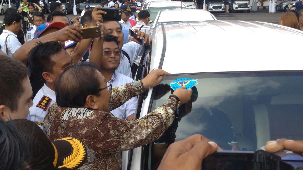 Taksi Online Perang Harga, Ini Dampaknya Bagi Pengusaha Rental Mobil