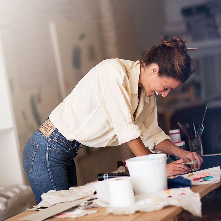 5 Hal di Pagi Hari Ini Pasti Dirasakan Cewek Sebelum Pergi ke Kantor