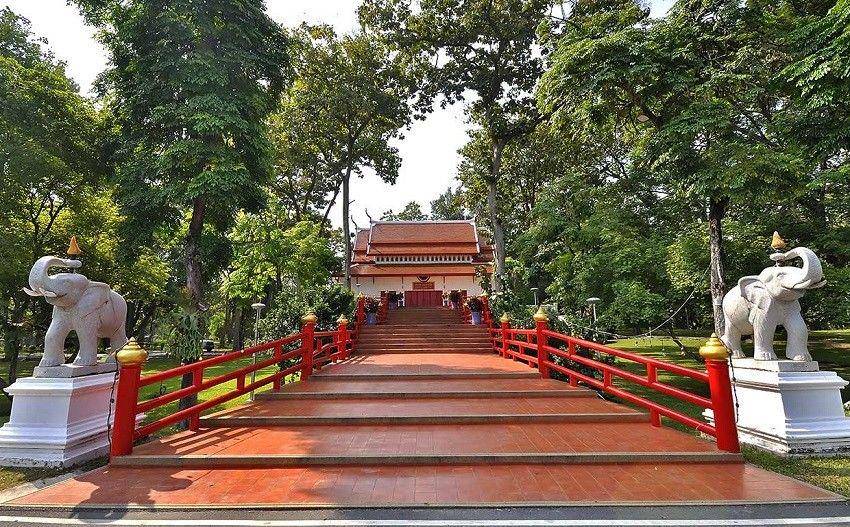 chiangmai.bangkok.com