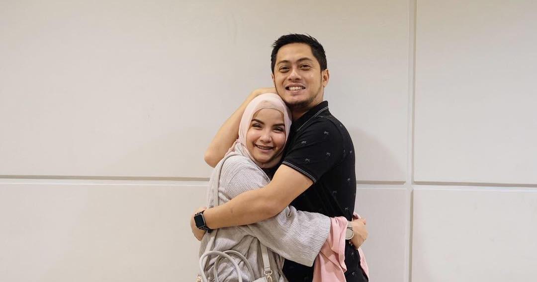 10 Potret Keluarga Bahagia Ferry Ardiansyah & Tasya Nurmedina, Manis!
