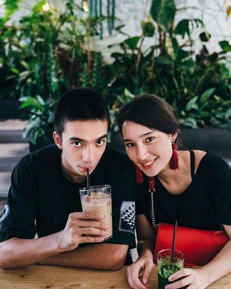 10 Potret Tobias Hartmann, Saudara Tatjana yang Style-nya Swag Banget