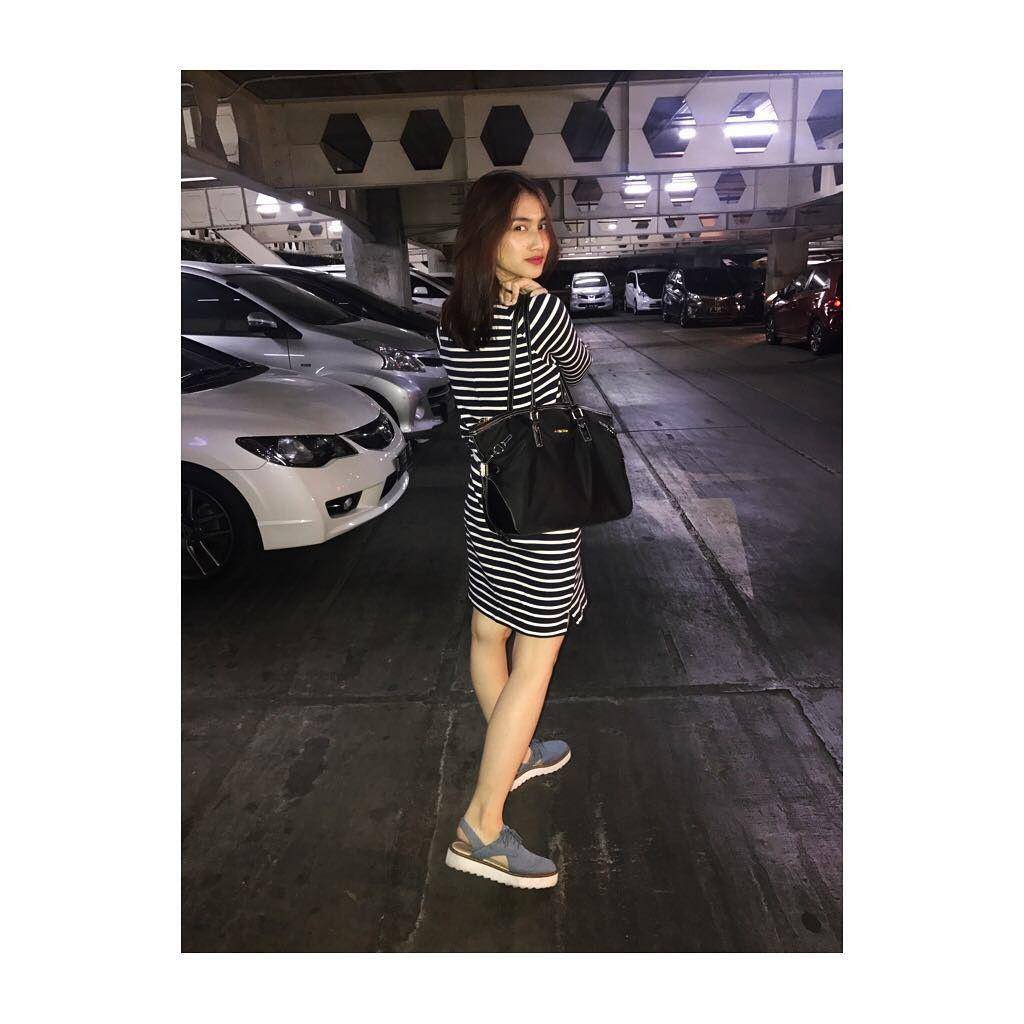 instagram.com/jkt48frieska