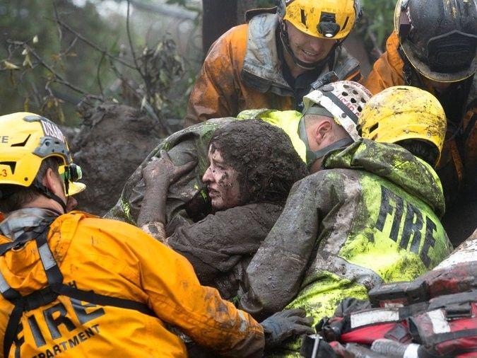 Hujan Sebabkan Longsor di California, 300 Orang Terjebak & 15 Tewas