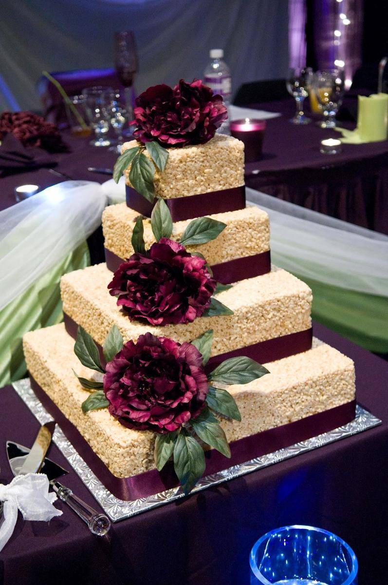 happylifeinlove.blogspot.co.id/2012/09/our-unique-wedding-cake.ht