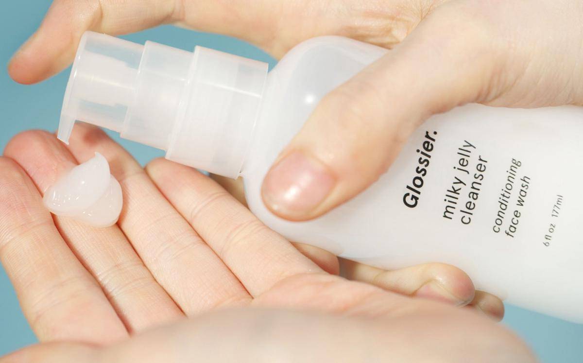 intothegloss.com