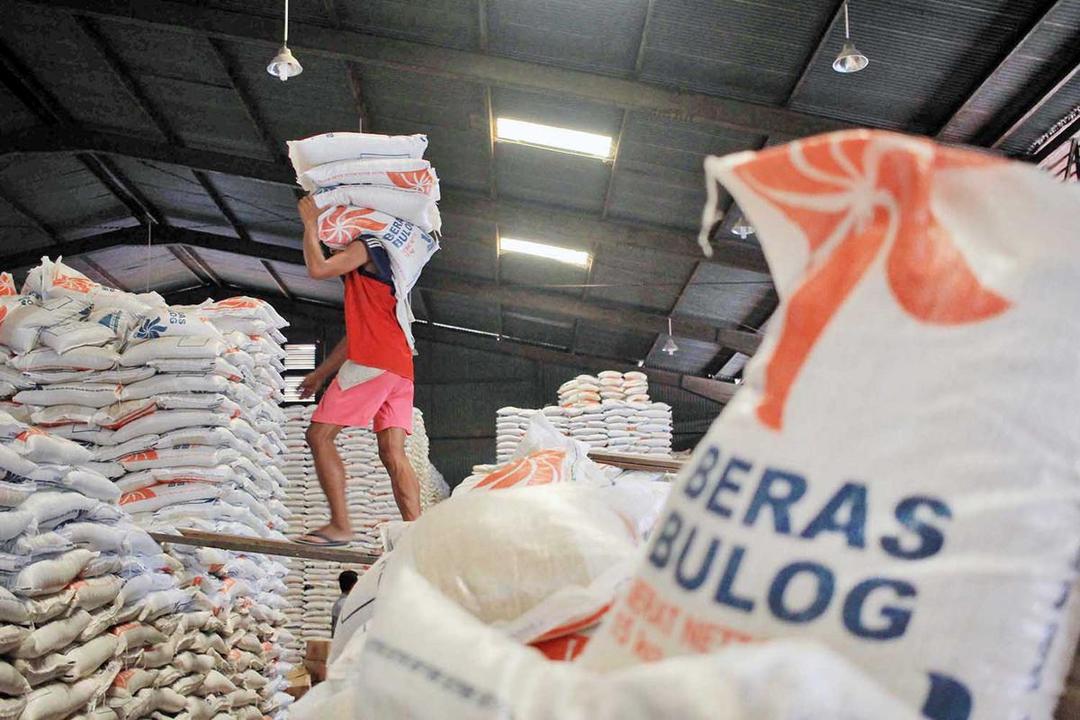 Harga Melambung, Bulog Jatim Siapkan 3 Ton Beras untuk Operasi Pasar