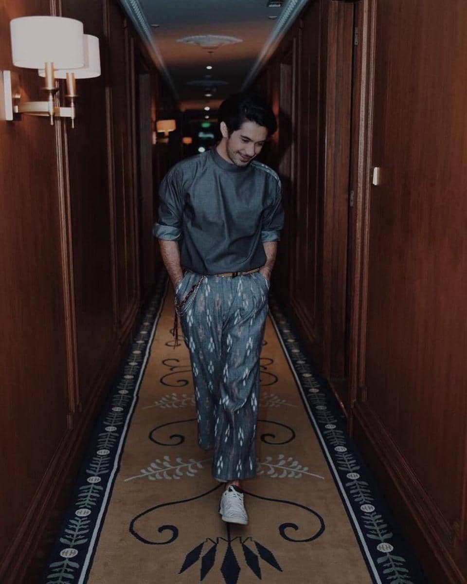 Instagram.com/officialpilarez