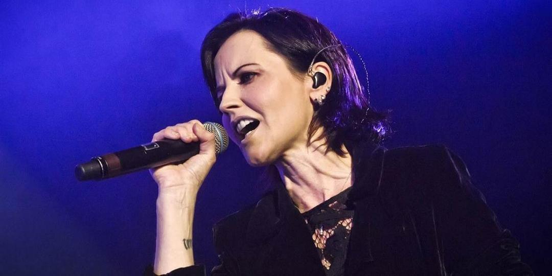 Nostalgia! Ini 10 Lagu Manis The Cranberries Karya Dolores O'Riordan