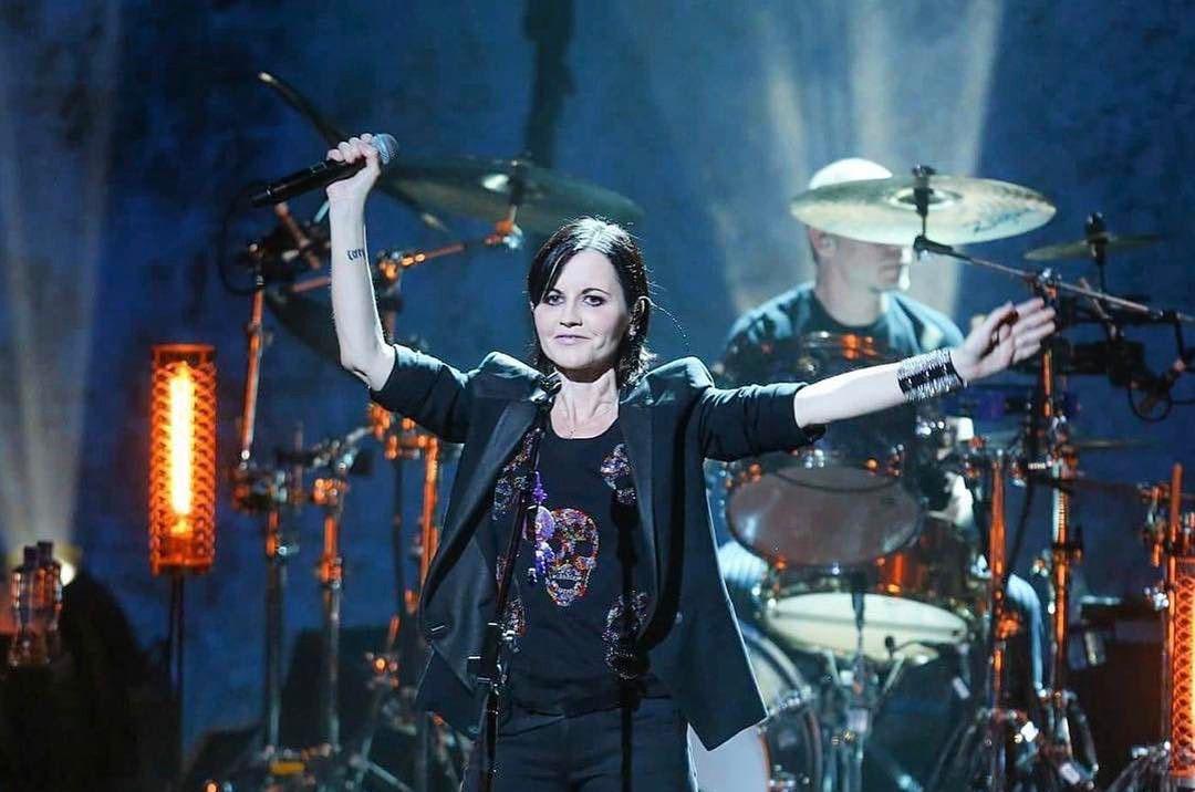 RIP Dolores O'Riordan, Ini 7 Lagu The Cranberries yang Tak Terlupakan