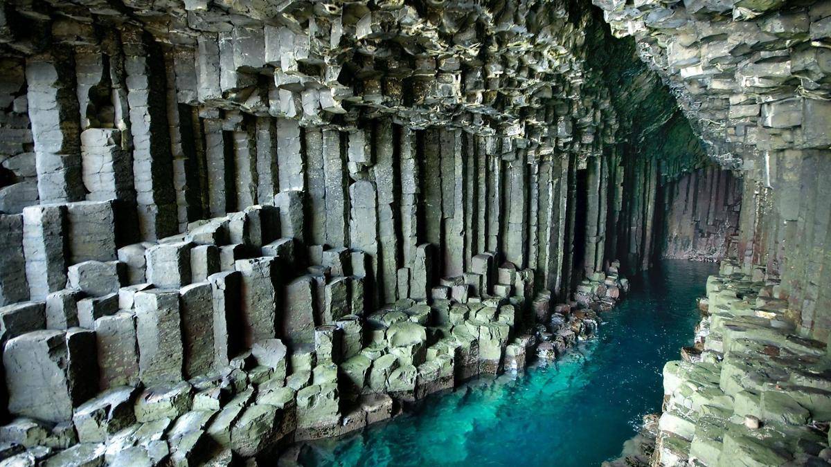 top4themes.com/fingalscave