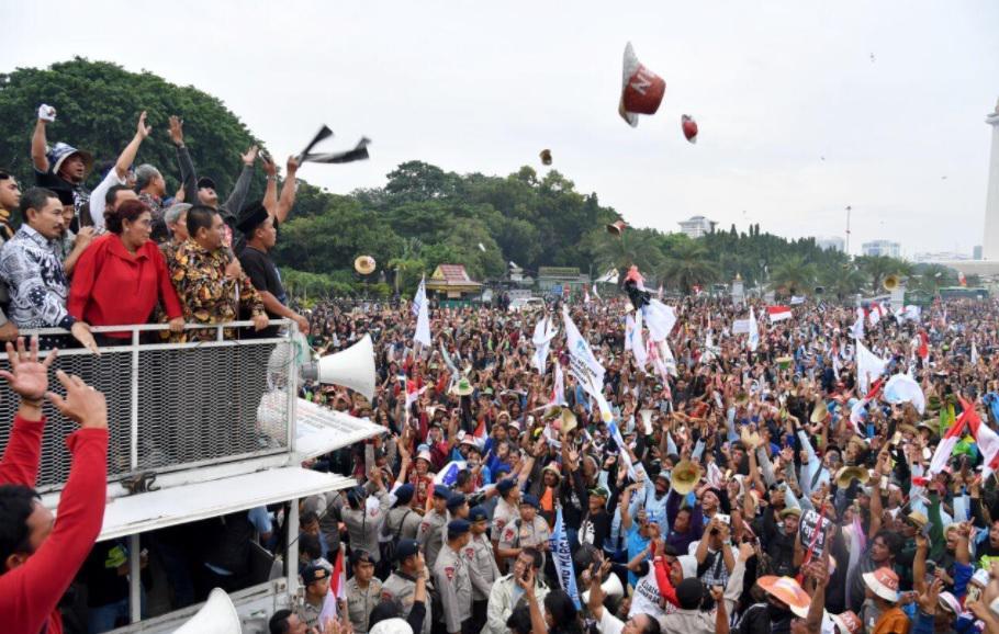 5 Hal tentang Cantrang Nelayan yang Penggunaanya Dilarang Menteri Susi