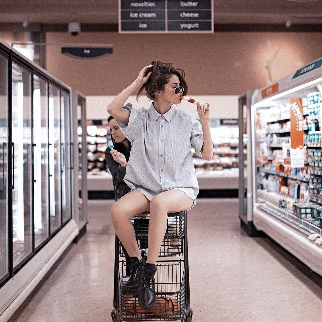 Instagram.com/selenagomez
