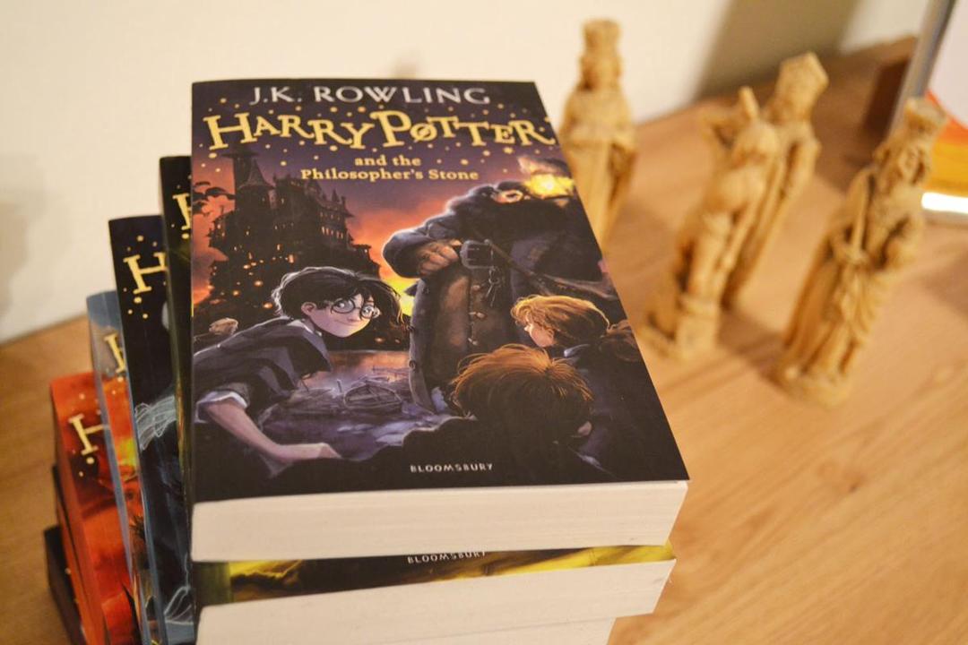 Unik, Begini 14 Ilustrasi Sampul Buku Harry Potter dari Berbagai Negara