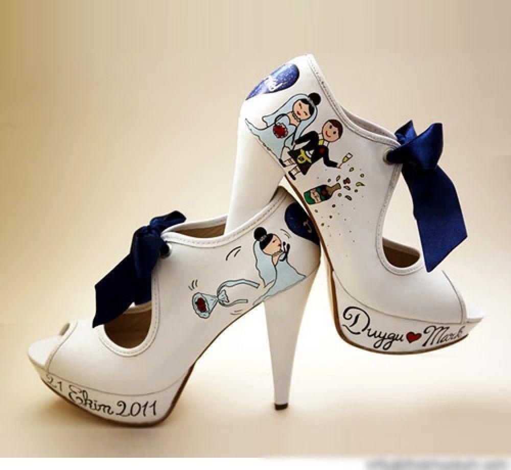 virtualshoemuseum.com