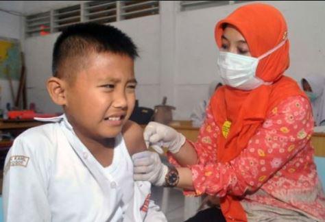 1.400 Anak Distrik Sawaerma Diimunisasi