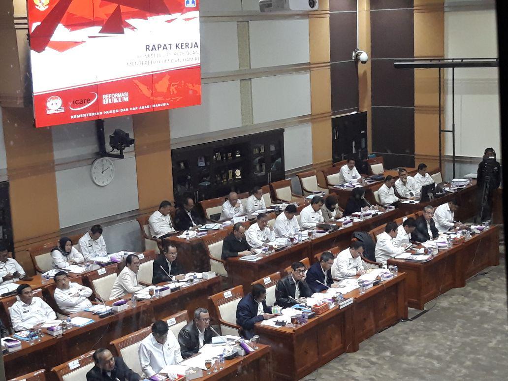 DPR Sarankan Kebijakan Visa Dievaluasi