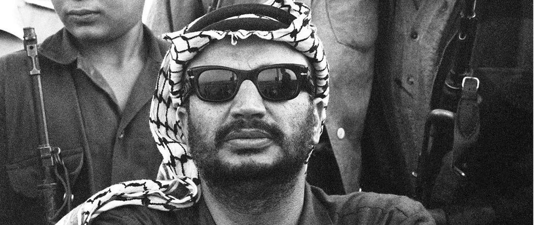 Buku Ini Ungkap Israel Pernah Menembak Pesawat Untuk Membunuh Arafat