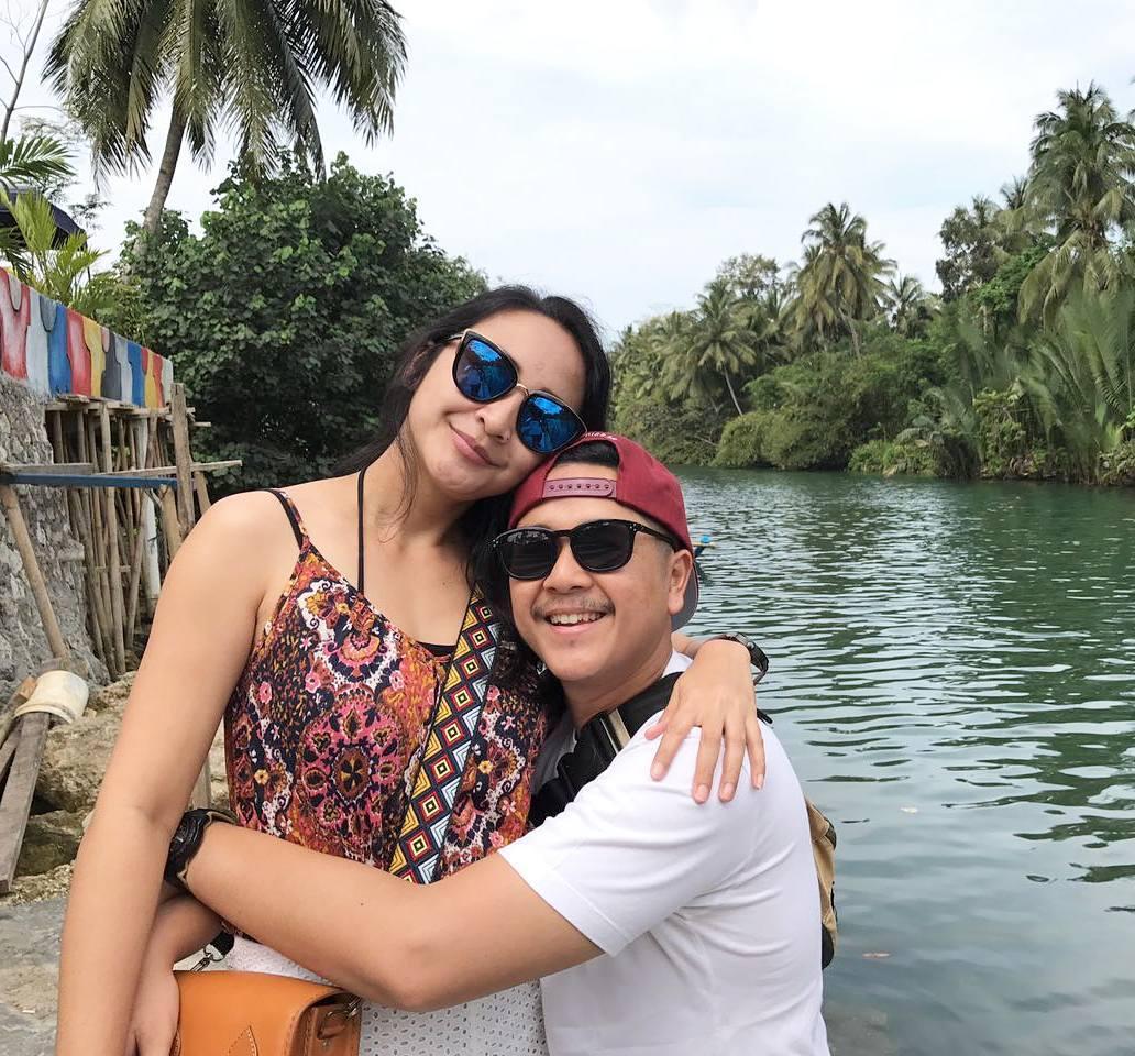 Lama Menghilang, Ini 10 Potret Terkini Ratu FTV Inne Azri & Suami
