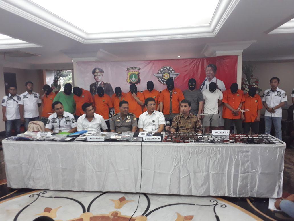 Menipu dengan Fake GPS, 12 Sopir Taksi Online Ini Ditangkap