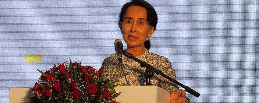 Rumah Pemimpin Myanmar Dilempari Bom Molotov