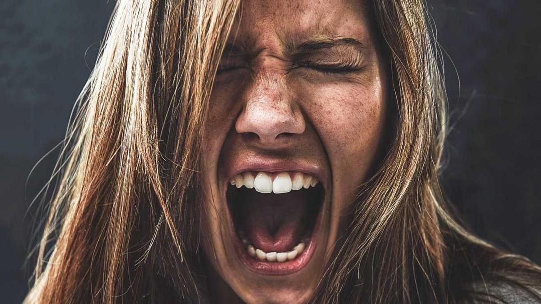 3 Penjelasan Ilmiah Kenapa Bisa Kerasukan, Ketindihan & Ada Indra Enam