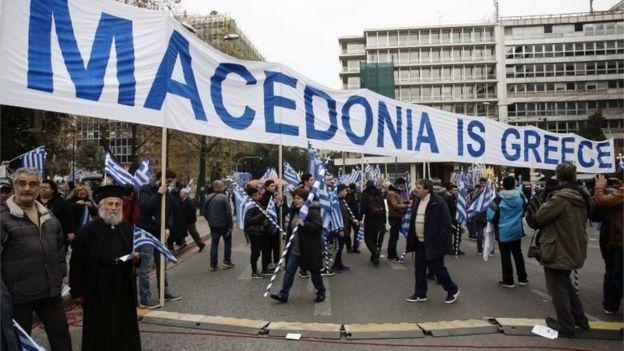 Protes Penggunaan Nama Macedonia, Ratusan Ribu Warga Yunani Demo