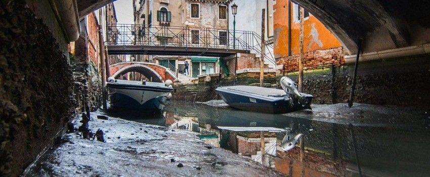 Ini Penampakan Kanal dan Gondola Saat Venice Alami Kekeringan